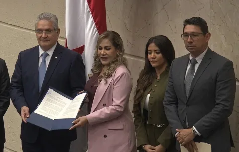 Gobierno presenta el Proyecto de Ley 10-26 para reformar el marco regulatorio del servicio eléctrico en Panamá