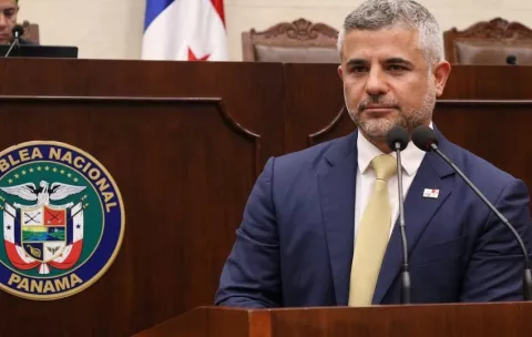 Contraloría cautela bienes y fondos al exministro Rafael Sabonge por más de $704 mil
