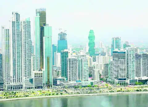 ¿Qué debe fortalecer Panamá para atraer inversión extranjera?