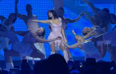 Aitana arranca su gira latinoamericana en Bogotá pese a sufrir fiebre y dolor de estómago