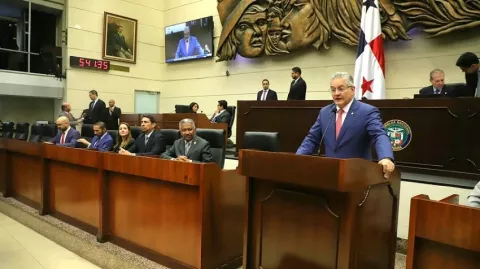 Asamblea avanza con tres proyectos mientras define que hará con reformas electorales