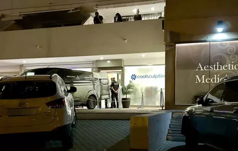 Investigan el asesinato en España de un cirujano; paciente descontento con operación de glúteos estaría involucrado