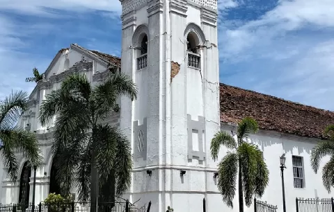 Vivencias de un sismo: El desafío de informar en Azuero entre la angustia familiar y la vocación