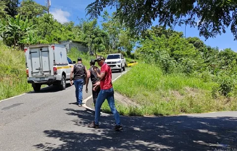 Hallan cuerpo calcinado y desmembrado a orilla de la carretera en La Chorrera