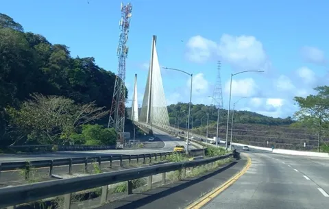 MOP desmiente rumores de cierre en los puentes de las Américas y Centenario tras el sismo