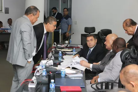Robinson está dispuesto a eliminar modificaciones a reformas electorales