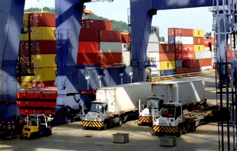 Trabajadores de Serviestiba denuncian ofertas de liquidación de apenas el 30%