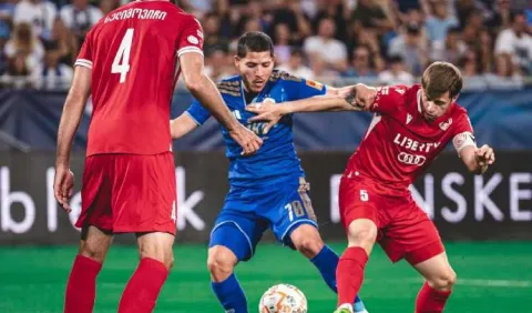 Slovan Bratislava, de los panameños Martínez y Blackman, avanza de fase