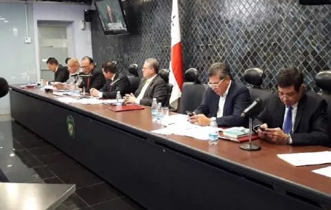 Quinta papeleta moriría en su cuna ante poco interés en pasarla en la Asamblea Nacional