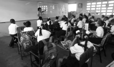 Deficiencia en educación genera gastos  a familias