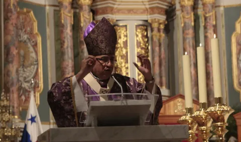 Monseñor José Domingo Ulloa no quiere reclamos después del 5 de mayo