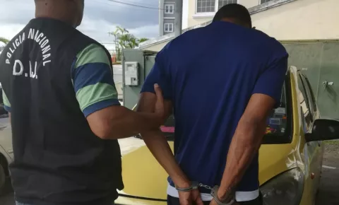 Condenan a sujeto que fue captado en video arrastrando por los cabellos a una mujer en San Miguelito