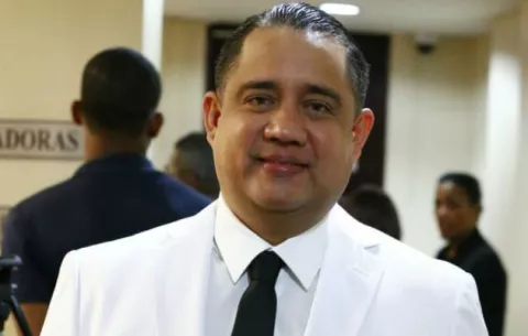 Marcos Castillero promete reformas al Reglamento Interno y una Asamblea de puertas abiertas