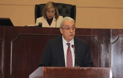 Asamblea reprograma comparecencia de Roberto Meana y Gilberto Ferrari para finales de abril