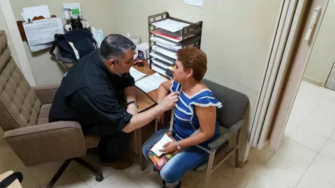 Médicos dan plazo al Minsa hasta el 15 de abril para que les paguen