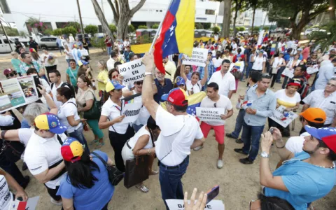 Exigen que debate sobre ley migratoria sea  sin demagogia y de forma responsable