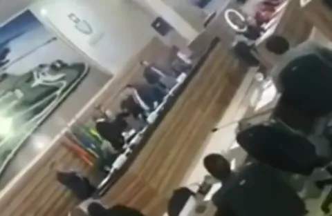 Políticos protagonizan una pelea en Brasil que quedó grabada en video