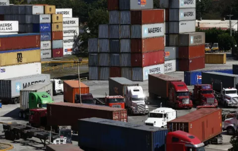 Apede observa con preocupación el paro parcial de labores de los trabajadores de Hutchison Ports PCC
