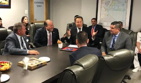Juan Carlos Varela se reúne con gente de poco rango en último viaje a los Estados Unidos