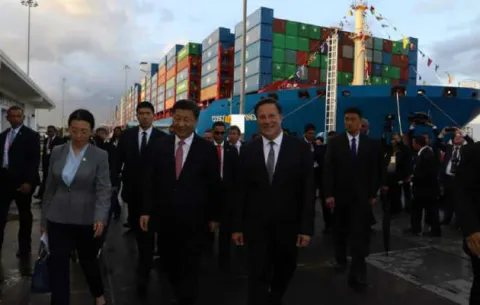 Xi Jinping promete respetar la neutralidad del Canal de Panamá