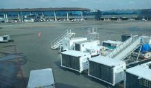 Vista de la pista de abordaje del aeropuerto de Tocumen, con la Terminal 2 y su unión con la Terminal 1, al fondo. Archivo