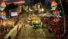 Los desfiles de Navidad ya tienen varios años celebrándose en la Cinta Costera, aunque la actual administración ha usado Calle 50.  Archivo