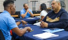 El Ministerio de Trabajo y Desarrollo Laboral desarrolla distintos programas para promover el empleo en todas las edades productivas. Cortesía