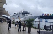 Los turistas pueden aprovechar el Sistema Colón Puerto Libre, que está exento del 7%. Foto. Diómedes Sánchez