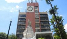 Edificio 'La Colina', sede administrativa de la Universidad de Panamá. Foto: Cortesía UP