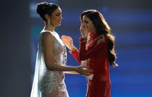 La mexicana Fatima Bosch reacciona tras ser coronada Miss Universo junto a la primera finalista, la tailandesa Praveenar Singh durante la 74.ª edición de Miss Universo 2025. EFE