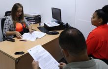 Sin la factura, el consumidor dificulta o pierde la posibilidad de presentar un reclamo formal. Foto: EFE