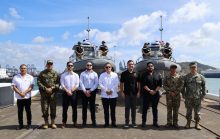 Las donaciones se hicieron a nombre del presidente Trump. Fotos usembassy.gov