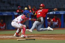 Panamá cae ante República Dominicana en un juego récord en carreras anotadas. Foto: EFE