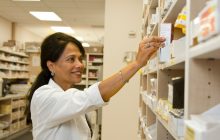 Las farmacias emergen como uno de los puntos de contacto más frecuentes entre los pacientes y el sistema de salud. 