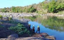 La funcionaria solicitó a la comunidad en general tomar las medidas de seguridad pertinentes, sobre todo en áreas donde no exista la vigilancia de guardavida. Foto. Cuerpo de Bomberos