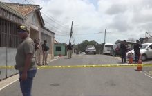 El muchacho había ido a acompañar a un familiar hasta el Centro Educativo República de Sudáfrica, ubicado en el sector 2-2 de Puerto Escondido. Foto. Diómedes Sánchez