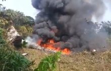Captura de video tomada de rastreo de redes que muestra el accidente de un avión este lunes, en Putumayo (Nariño). Foto: EFE