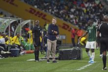 Thomas Christiansen, técnico de Panamá durante el partido contra Sudáfrica. Foto:EFE