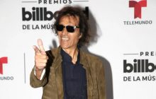 Felipe Staiti posando en la alfombra azul de los Premios Billboard en Miami. Foto: EFE / Marlon Pacheco