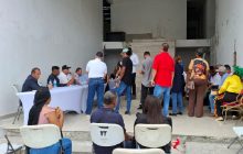 Durante la reunión, varios ediles expresaron su solidaridad con los extrabajadores municipales y aseguraron que respaldarán las acciones encaminadas a lograr el cumplimiento de los pagos pendientes. Foto. Diómedes Sánchez