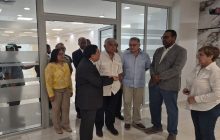 Presidente Mulino duranet su visita al hospital. Foto: Cortesía
