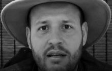 Devia fue asesinado el viernes por la noche. 
