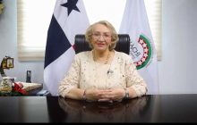 Según el abogado Mojica, la profesora Etelvina Medianero ejerció su cátedra por 48 años en la Unachi.