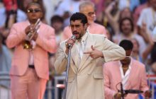  Bad Bunny durante el último concierto de su gira en Madrid, en el estadio Metropolitano. Foto: EFE / Kiko Huesca