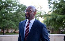 Andrew Gillum detenido por posesión de drogas.