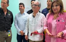 Autoridades del Minsa y el Despacho de la Primera Dama inauguran el primer equipo de rayos X en panorámico digital en el Policentro de Chepo.