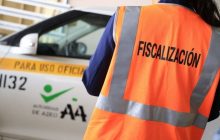 Según la institución, el 22 % de los autos oficiales no cumplieron con la normativa vigente. Fotos Contraloría General