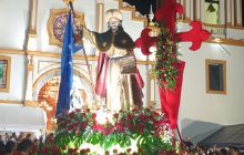 Las celebraciones religiosas en honor a Santiago Apóstol se mantienen como una de las tradiciones más arraigadas del interior del país. Foto. Melquíades Vásquez