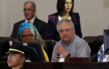 El presidente de la Asamblea Nacional (Parlamento) de Nicaragua, Gustavo Porras (c-d). Foto: EFE