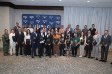 Promoción de pilotos que obtuvo su diplomado en docencia superior. Foto: Cortesía